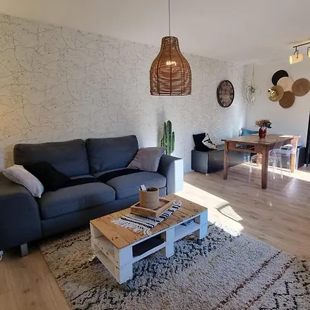 Charmante Petite Maison Sur Le Port Du Legue Hébergement de vacances *